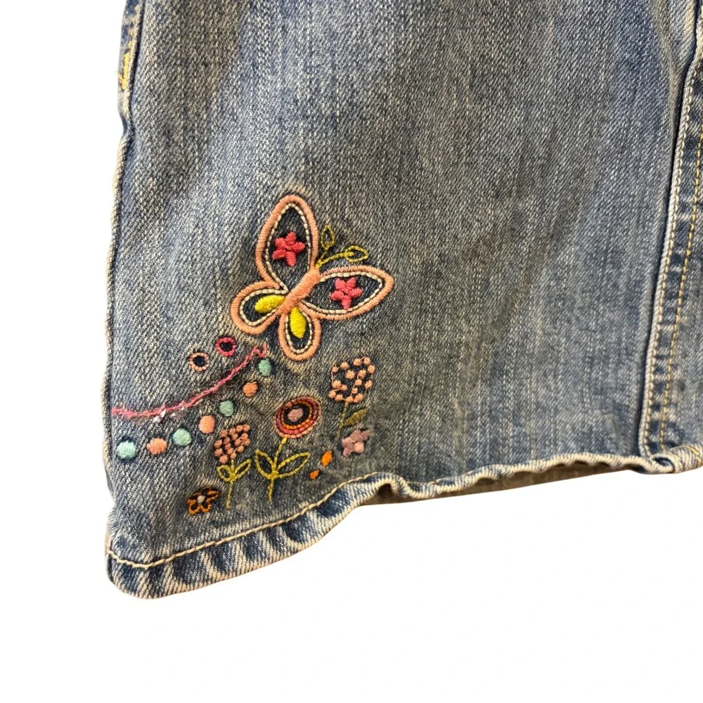 OshKosh VTG Girls Blue Denim Butterfly Embroidered Mini Skirt Size 8 Medium Wash